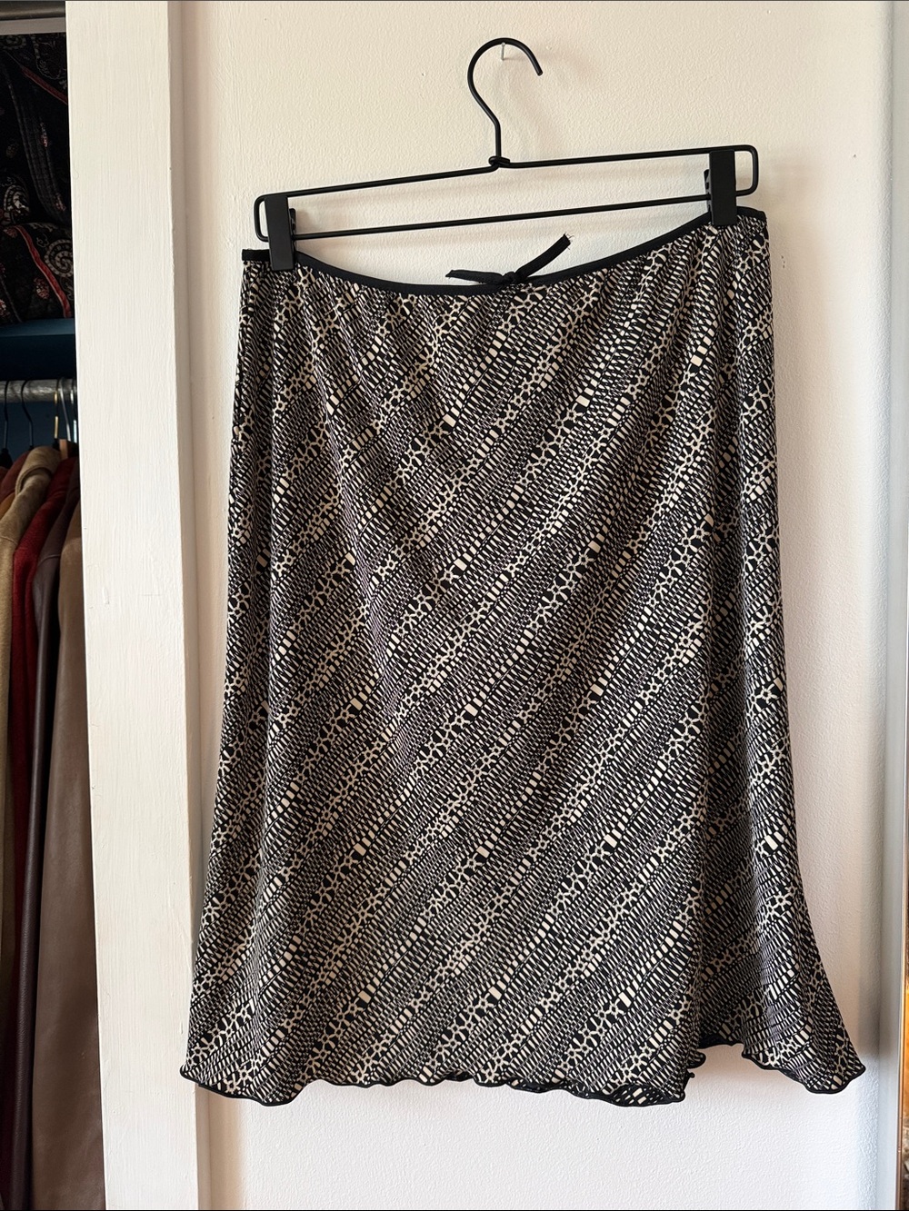 90s/ Y2K/ Whimsigoth Midi Skirt